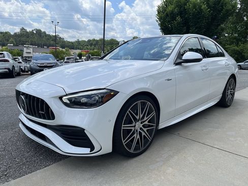 Used 2023 Mercedes-Benz C 43 AMG 4MATIC Sedan image 4