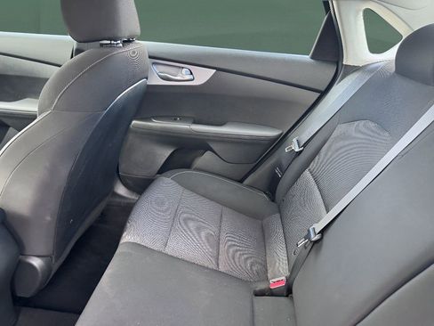 Used 2023 Kia Forte LXS image 21
