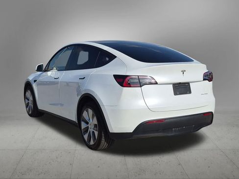 Used 2023 Tesla Model Y Long Range AWD/4WD image 4
