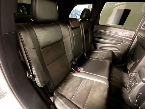 Used 2015 Jeep Grand Cherokee Altitude RWD image 32