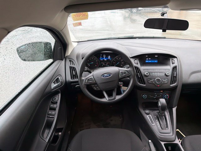 Used 2018 Ford Focus SE FWD image 17