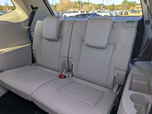 New 2026 Volkswagen Atlas SE FWD image 13