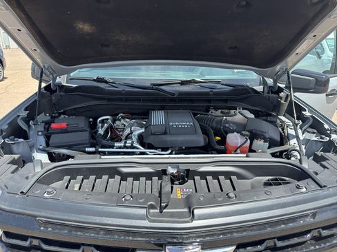 Used 2024 Chevrolet Silverado 1500 LT Trail Boss w/ Convenience Package II image 17