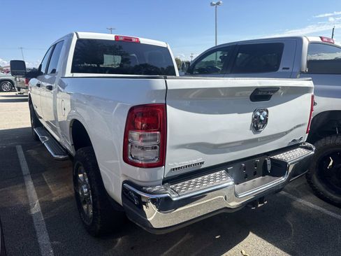 Used 2024 RAM 2500 Big Horn AWD/4WD image 3
