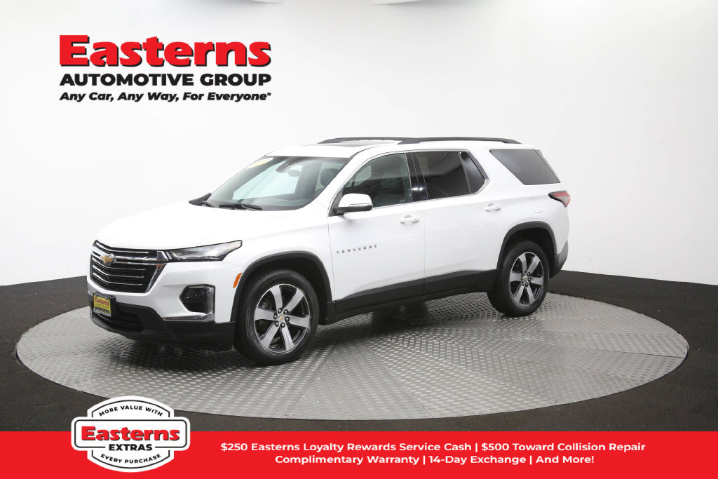 Used 2023 Chevrolet Traverse LT w/ LT Premium Package AWD/4WD image 62