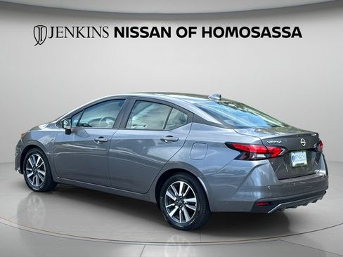 Certified 2023 Nissan Versa SV FWD image 9