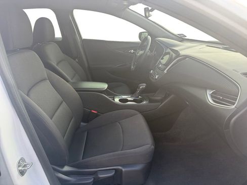 Used 2024 Chevrolet Malibu RS image 15
