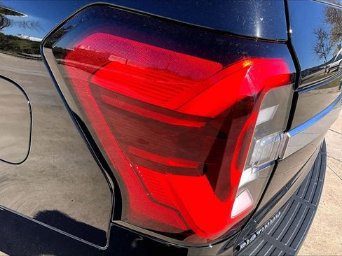 Certified 2023 Ford Expedition Platinum image 27