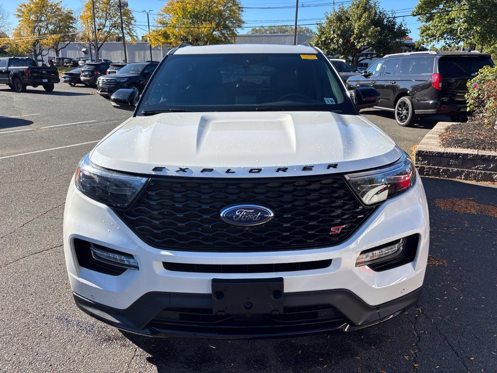 Used 2023 Ford Explorer ST w/ Equipment Group 401A AWD/4WD image 2