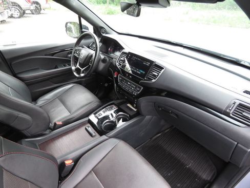 Used 2022 Honda Pilot Black Edition image 14