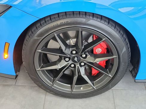 Used 2025 Ford Mustang Dark Horse image 30