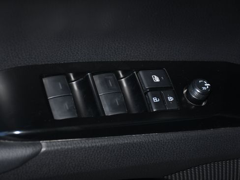 Certified 2026 Toyota Camry SE FWD image 10