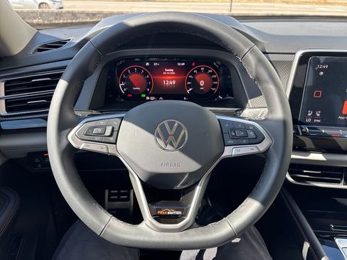 New 2026 Volkswagen Atlas Peak Edition image 11