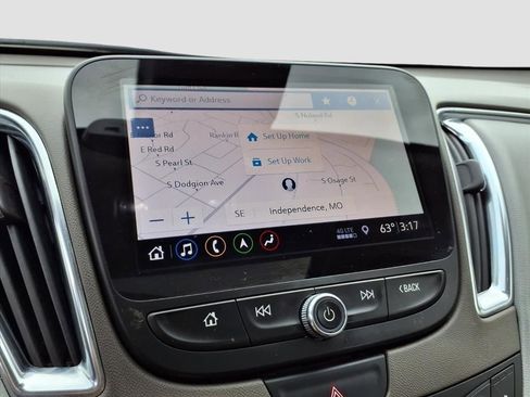 Used 2019 Chevrolet Malibu Premier w/ Sun and Wheel Package image 15