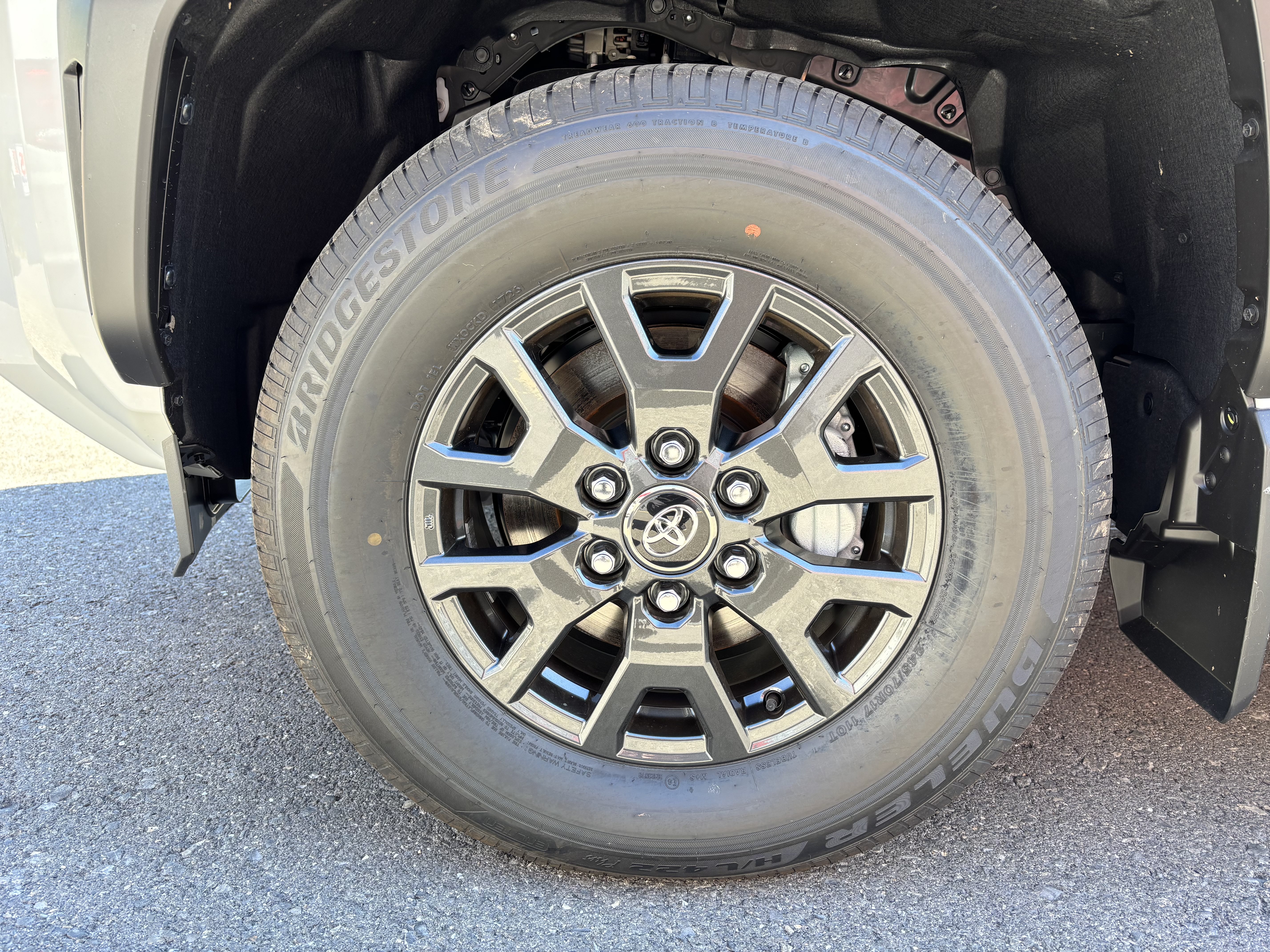 Used 2026 Toyota 4Runner SR5 AWD/4WD image 11