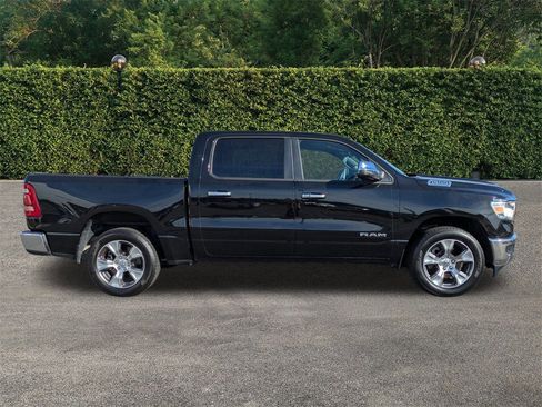 Used 2024 RAM 1500 Laramie image 3