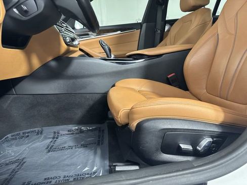 Used 2019 BMW 540i xDrive w/ Convenience Package image 21