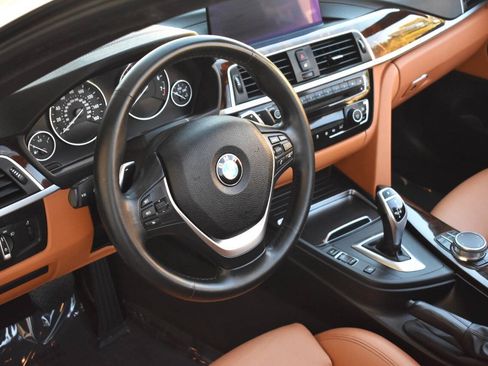 Used 2018 BMW 430i Convertible RWD image 12
