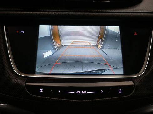 Used 2017 Cadillac XT5 Luxury w/ LPO, Wheel Lock Package image 19