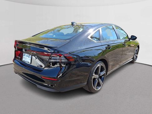 Certified 2023 Honda Accord Sport image 10