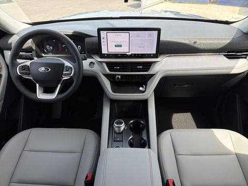 New 2026 Ford Explorer Active image 12