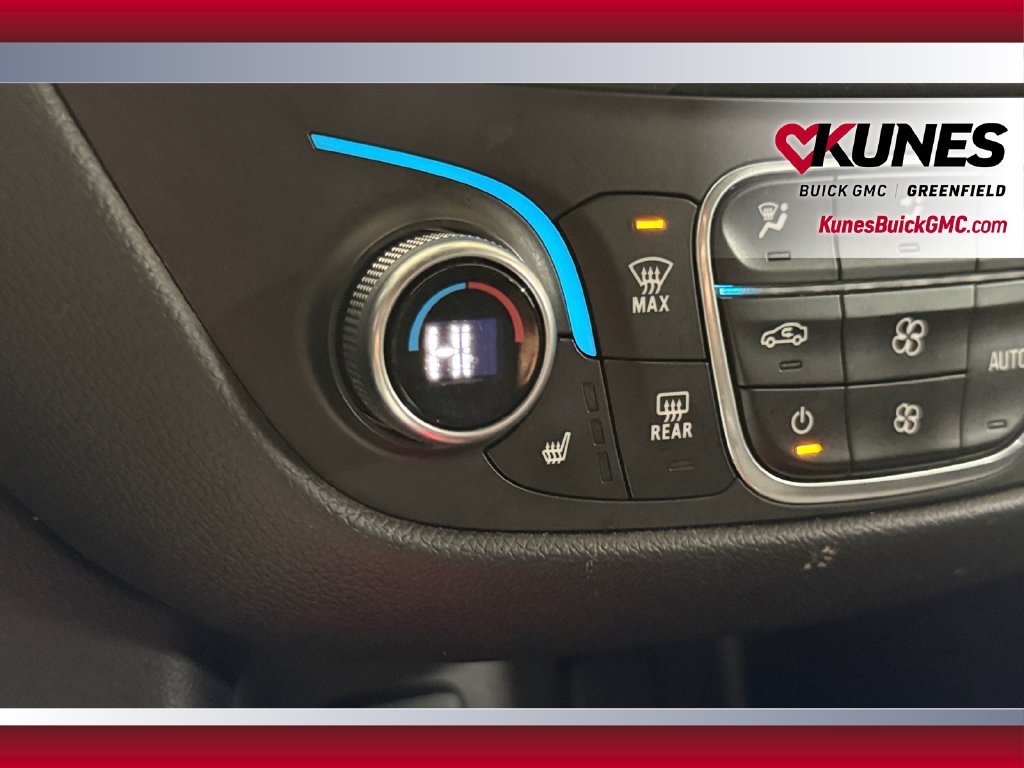 Used 2018 Chevrolet Equinox LT FWD image 31