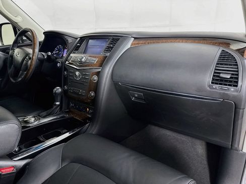 Used 2014 INFINITI QX80 4WD w/ Deluxe Touring Package image 41