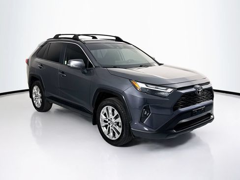 Used 2023 Toyota RAV4 XLE Premium FWD image 3