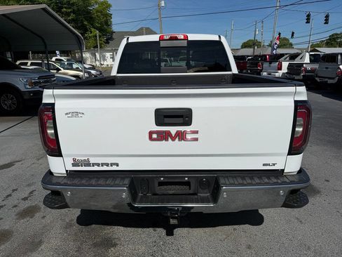 Used 2018 GMC Sierra 1500 SLT image 16