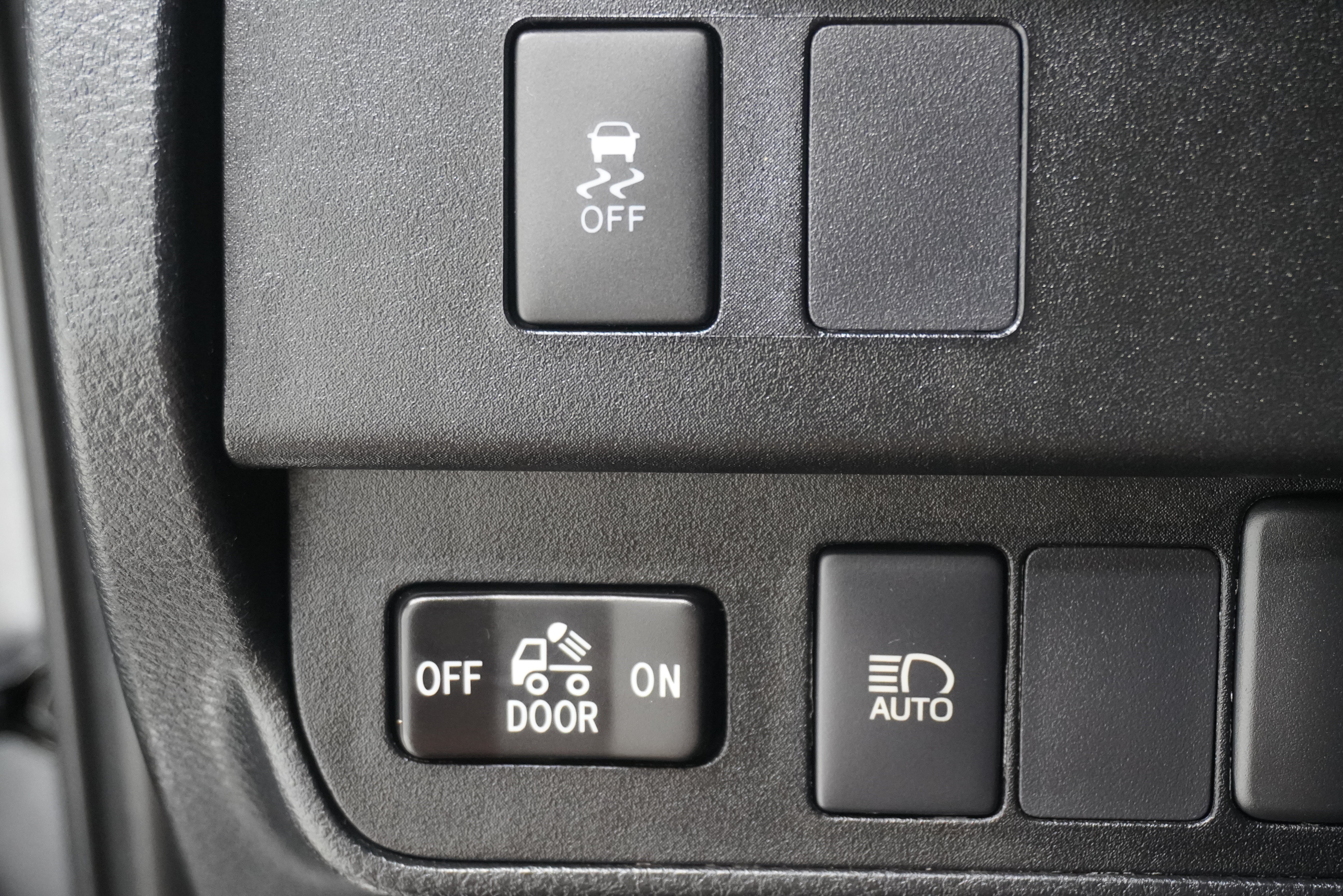 Used 2021 Toyota Tacoma SR5 RWD image 22