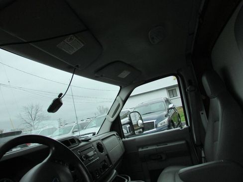 Used 2012 Ford E-450 and Econoline 450 Super Duty w/ PWR Locks & Windows Group image 13