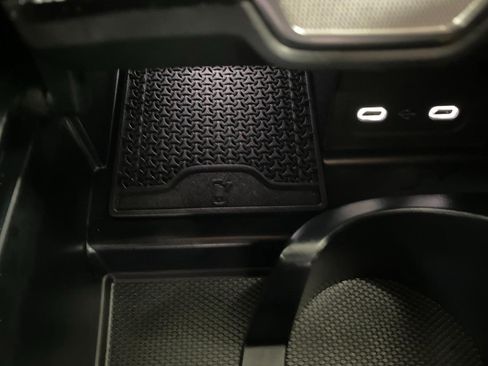 Certified 2025 Mercedes-Benz C 300 4MATIC Sedan image 26
