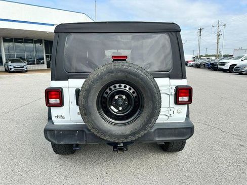 Used 2019 Jeep Wrangler Unlimited Sport S AWD/4WD image 4