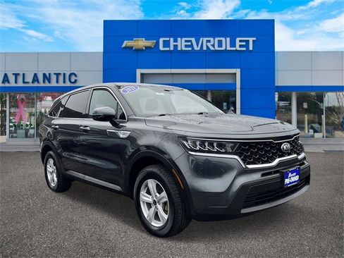 Used 2021 Kia Sorento LX image 2