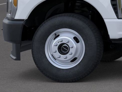 New 2025 Ford F350 XL w/ Snow Plow Prep Package image 19