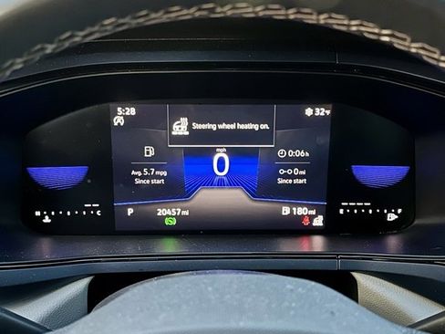 Used 2023 Volkswagen Taos SE w/ Black Wheel Package image 30