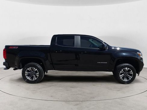 Used 2022 Chevrolet Colorado Z71 w/ Safety Package AWD/4WD image 6