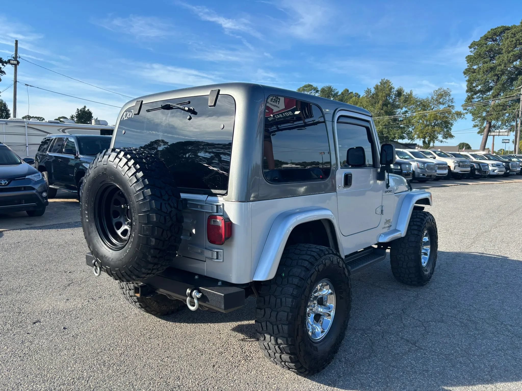Used 2004 Jeep Wrangler 4WD w/ Dual Top Group image 5
