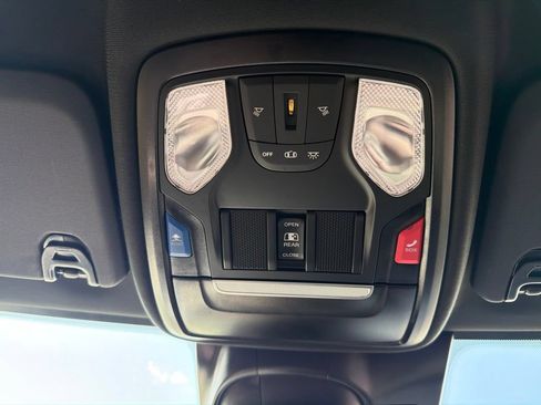 Used 2026 RAM 2500 Warlock AWD/4WD image 33