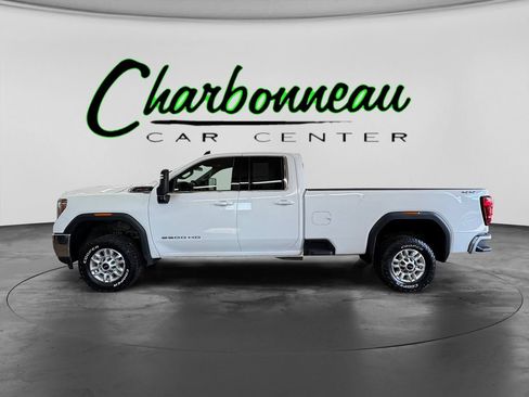 Used 2022 GMC Sierra 2500 SLE w/ SLE Value Package; AWD/4WD image 2