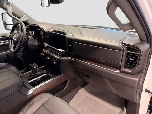 Used 2023 GMC Sierra 1500 SLT w/ SLT Premium Package image 27