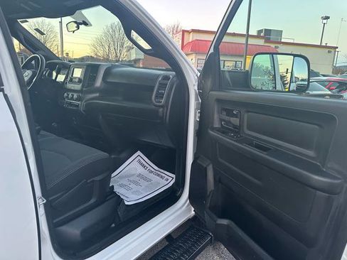 Used 2021 RAM 3500 Tradesman image 19