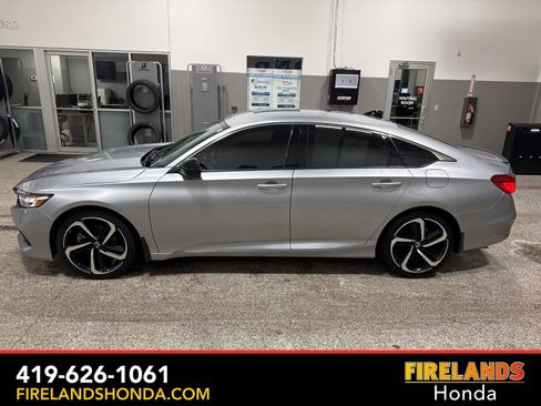 Used 2022 Honda Accord Sport image 7