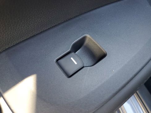 Certified 2026 Honda HR-V LX image 16