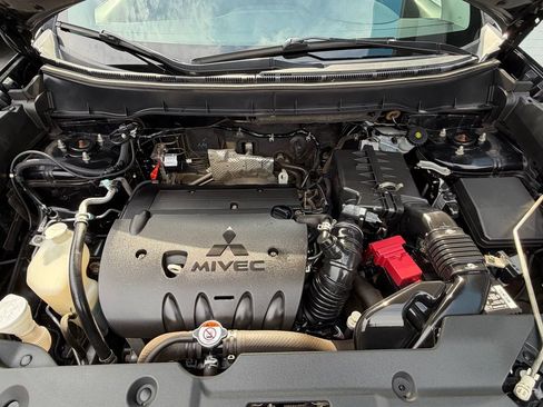 Used 2013 Mitsubishi Outlander Sport LE AWD/4WD image 15