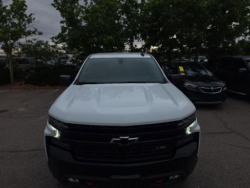 Used 2022 Chevrolet Silverado 1500 LT Trail Boss w/ Bed Protection Package AWD/4WD image 13