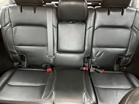 Used 2022 Jeep Wrangler Unlimited Rubicon w/ Xtreme Recon 35" Tire Package image 16