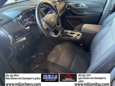 Used 2023 Chevrolet Traverse LT image 10