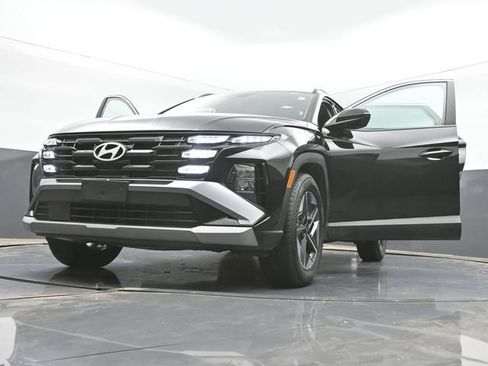 Used 2025 Hyundai Tucson SEL FWD image 50