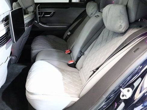 Used 2023 Mercedes-Benz S 580 4MATIC Sedan image 13